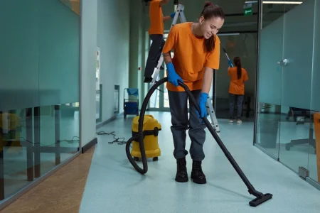 The Benefits of Commercial Cleaning for Refineries and Chemical Plants